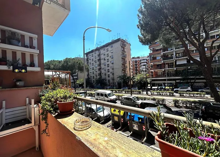 Casa Giulia - Metro C Teano *